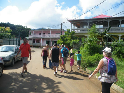 A la découverte de l`Ylang avec l`Amicale des Bretons de Mayotte