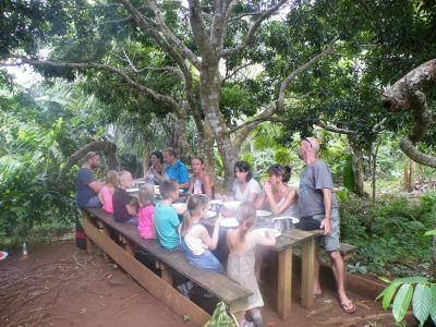 A la découverte de l`Ylang avec l`Amicale des Bretons de Mayotte