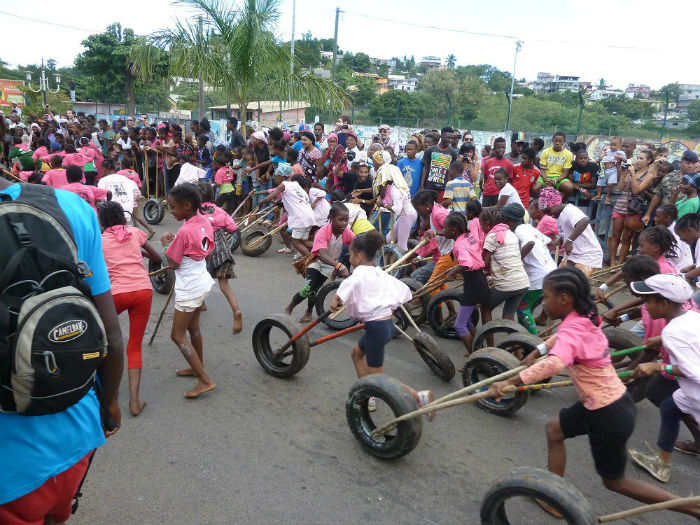 Course de pneus 2014 - Course des filles