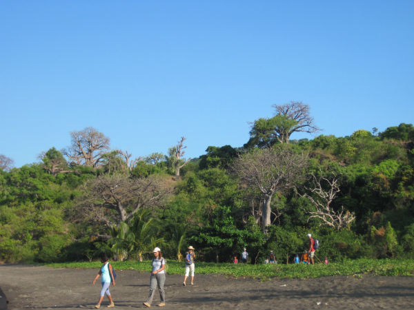 Randonnée Sazilé Amicale Bretons Mayotte 2013
